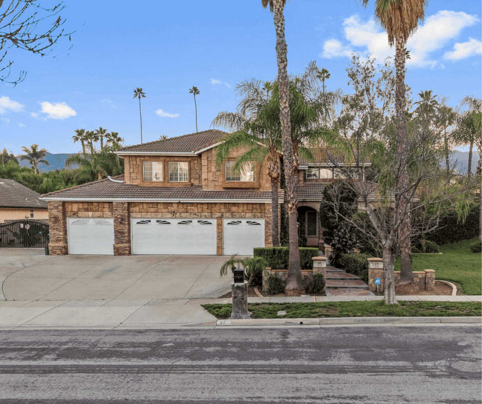 922 Armata Dr, Corona, CA 92881