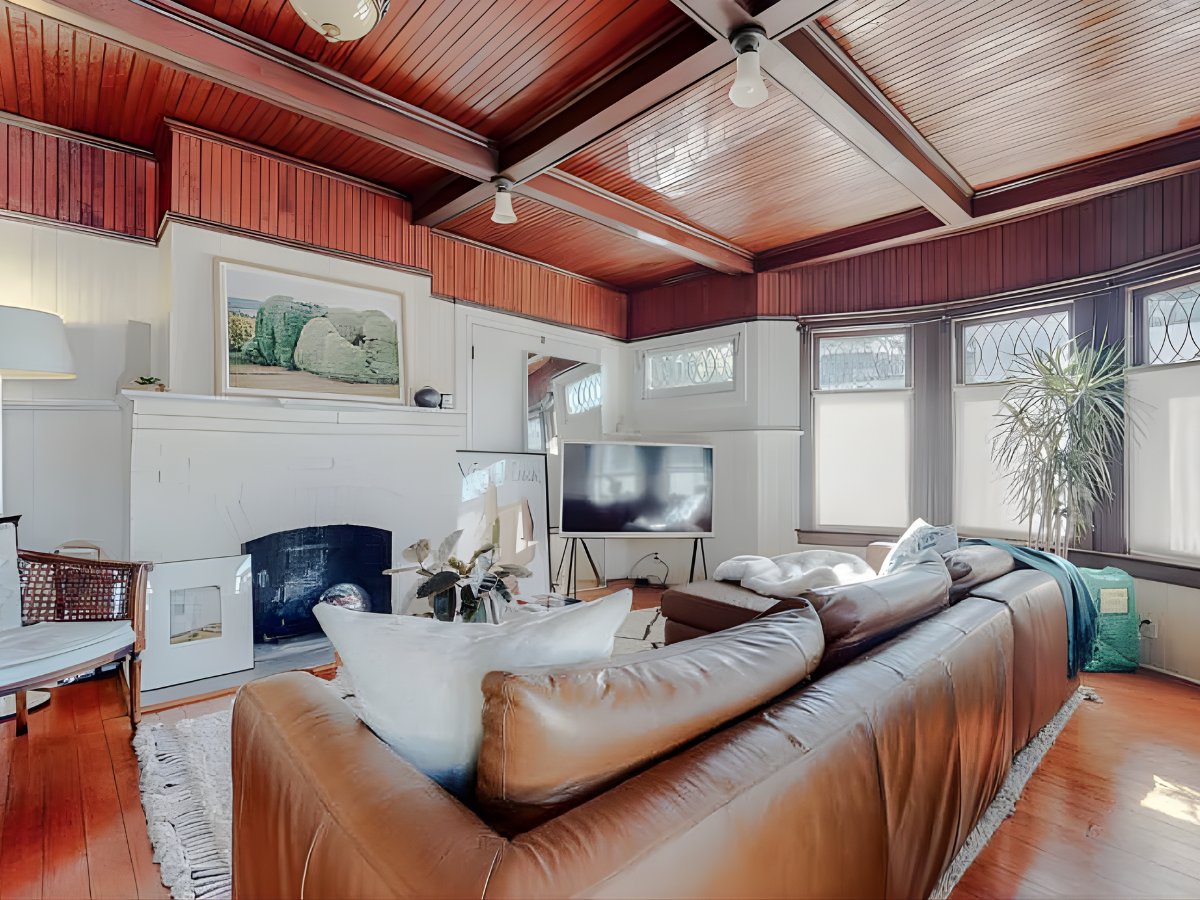 103 Brooks Avenue, Venice CA 90291