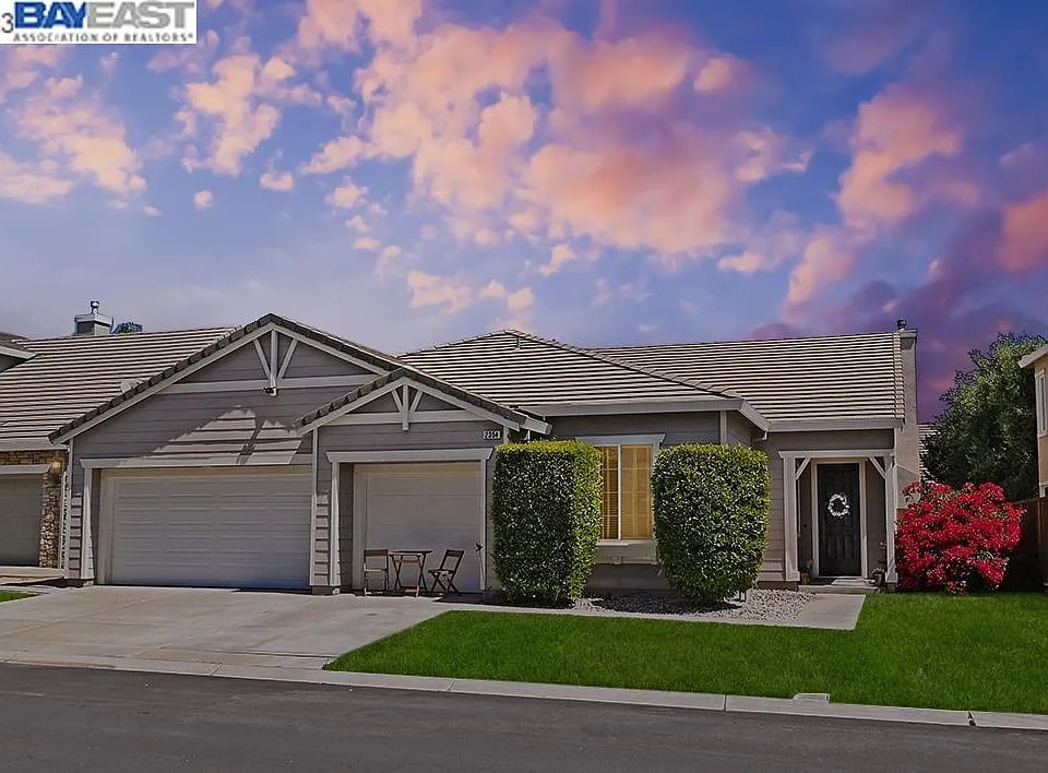2354 Winchester Loop