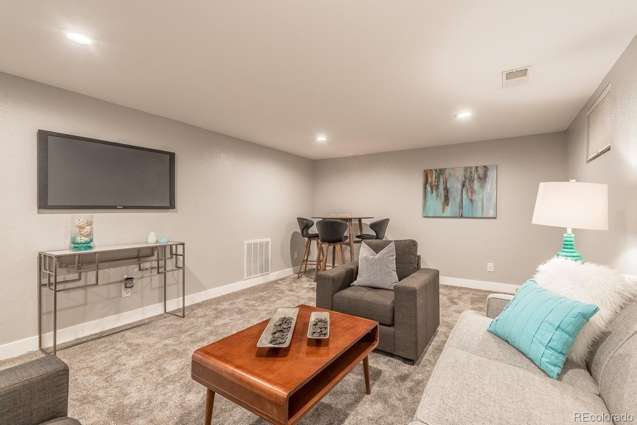 6119 Janice Way