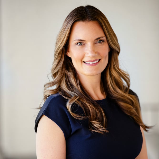 Jennifer Young Denver, CO Real Estate Agent Headshot