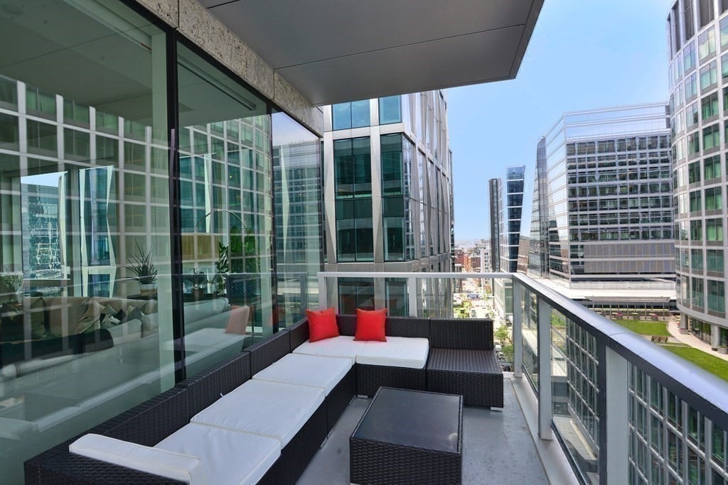 50 Liberty Drive, Unit 12J