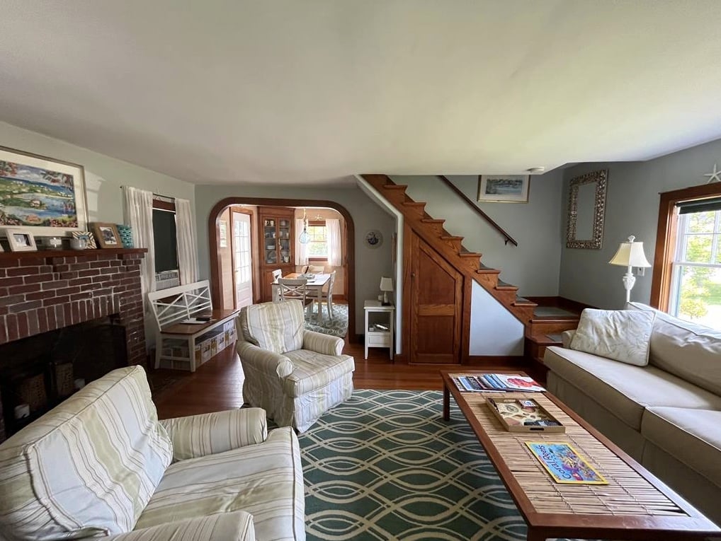 39 Hines Point Rd