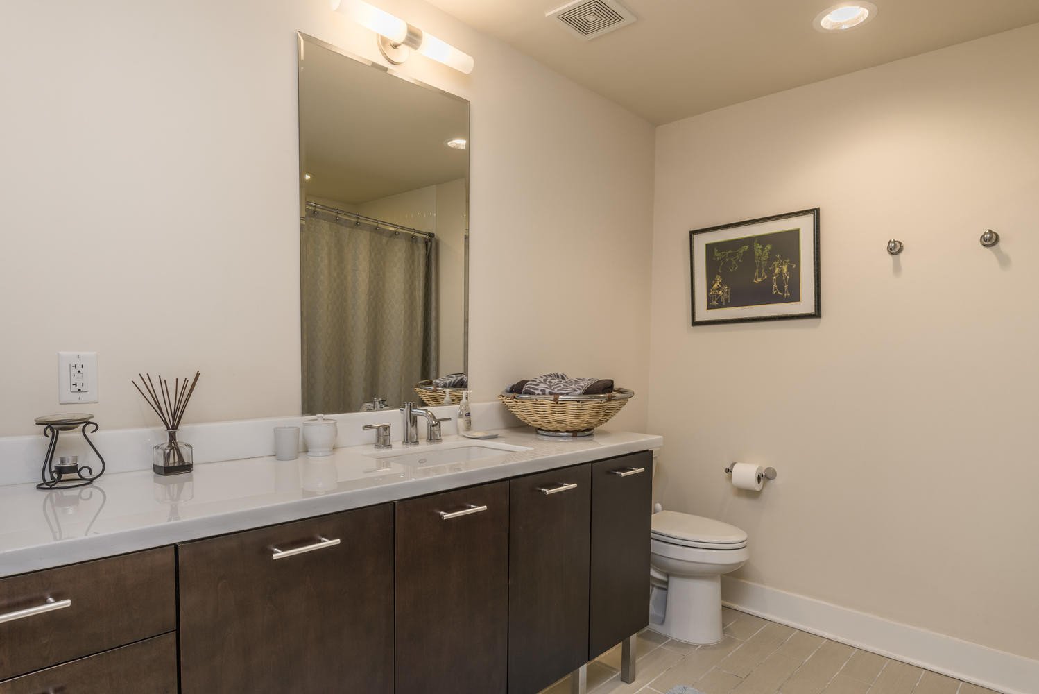 603 Davis Street #902