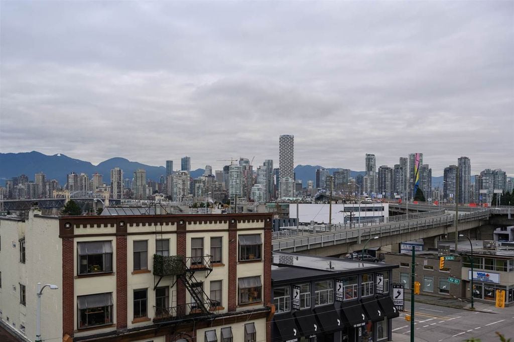 1628 W 4th Ave, #209