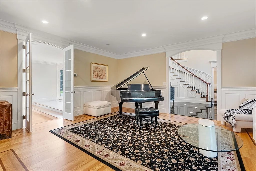15 Rockport Rd
