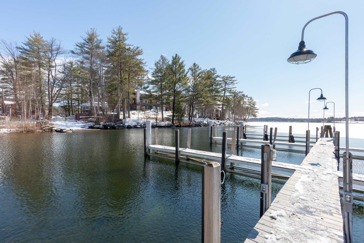 11 Island Dr