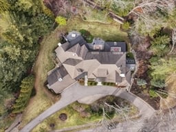 55 Ridge Hill Farm Rd.