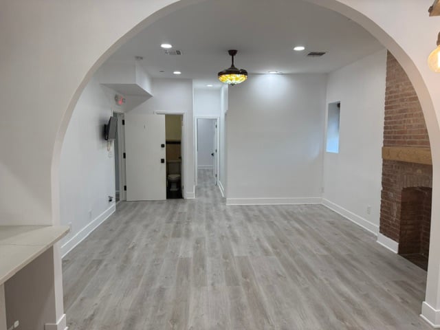 Loft Apartment in Court Square LIC