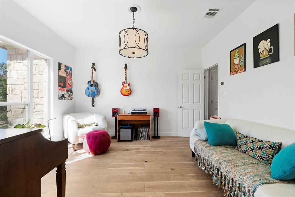 5111 Great Divide DrBee