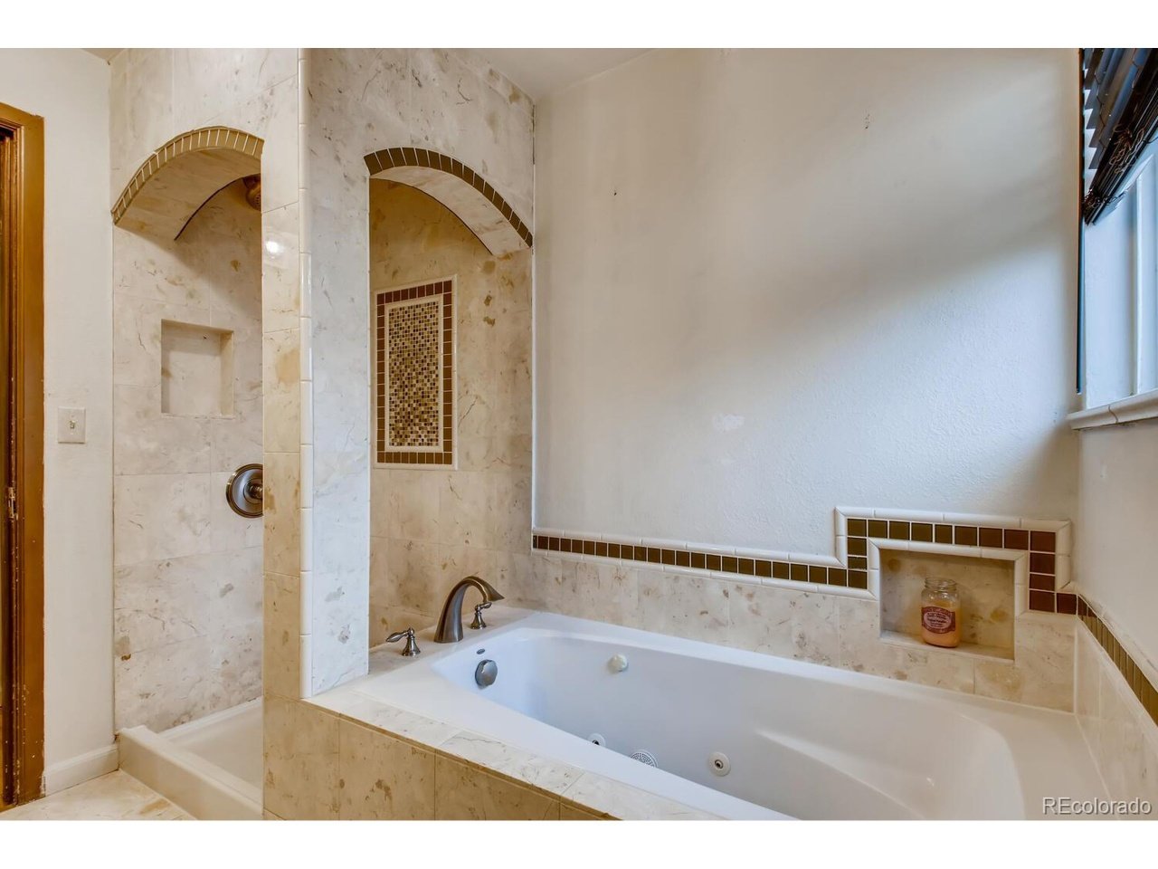6077 Quail Ct
