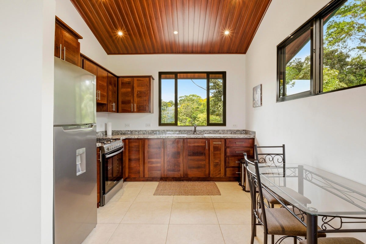 1.62 ACRES – Luxury 3 Bedroom Home Plus Guest House With Breathtaking Valley Views & Private Creek Access, Private Mountain Retreat!!!