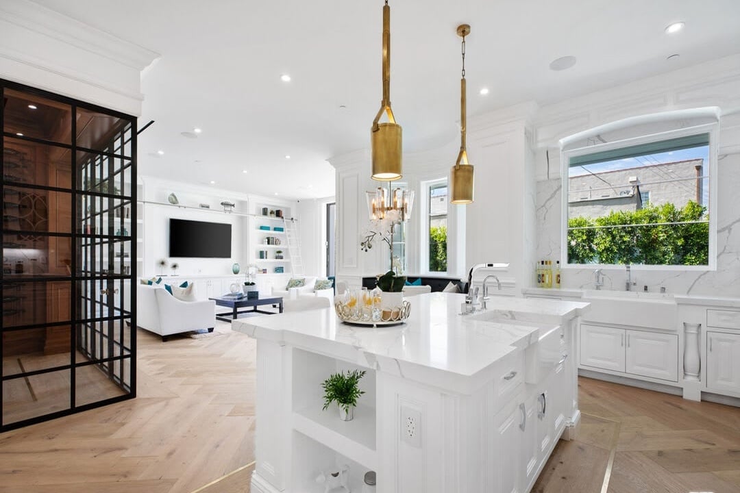 Oasis Sapphire
