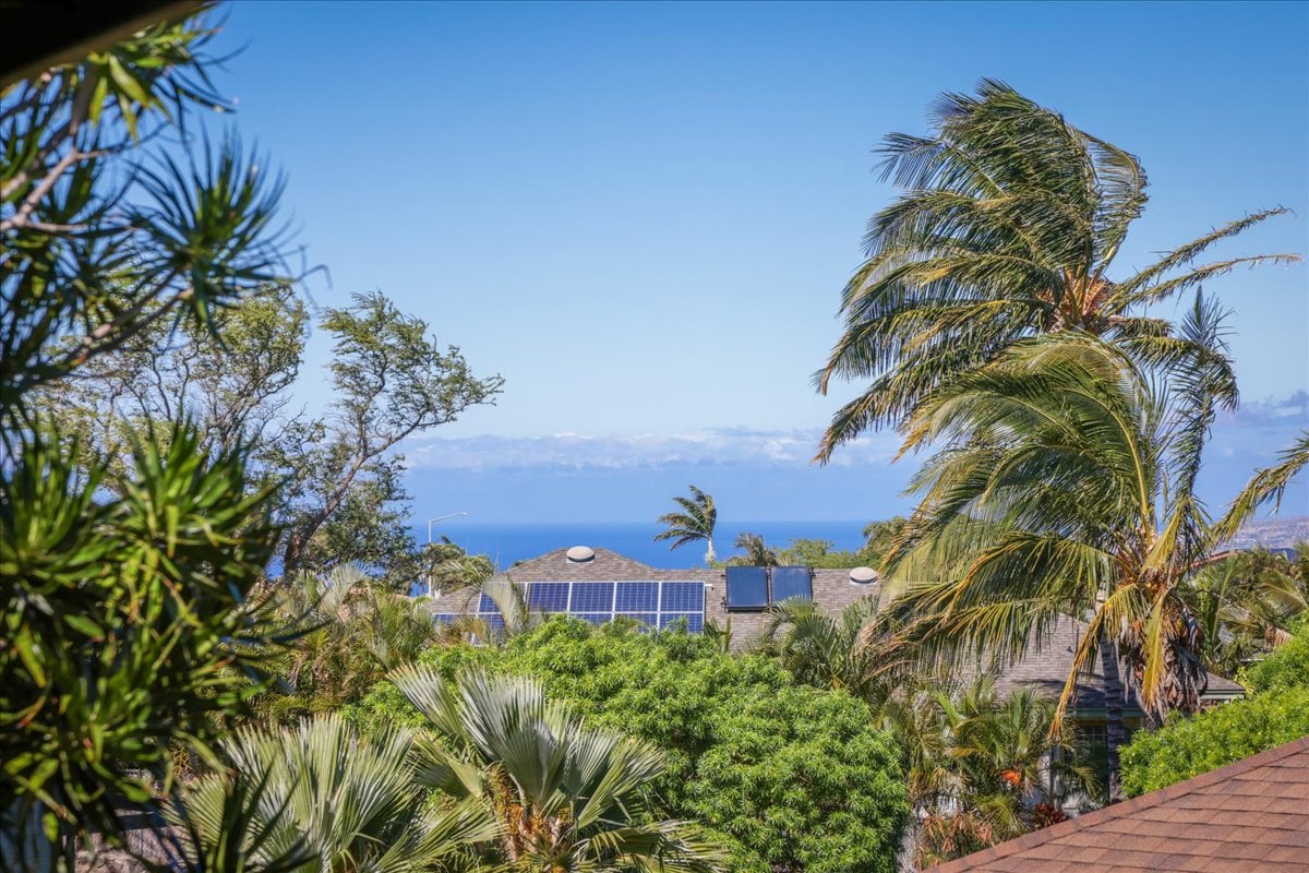 Cute House on Large Lot in Waikoloa Village