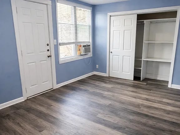 637 Newark Ave #2R, Jersey City, NJ