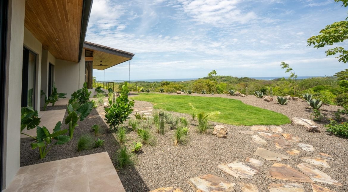 Casa Agua Viva - Modern Ocean View Luxury in Playa Grande