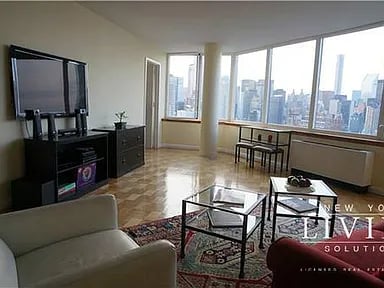 415 E 37th St APT 43J