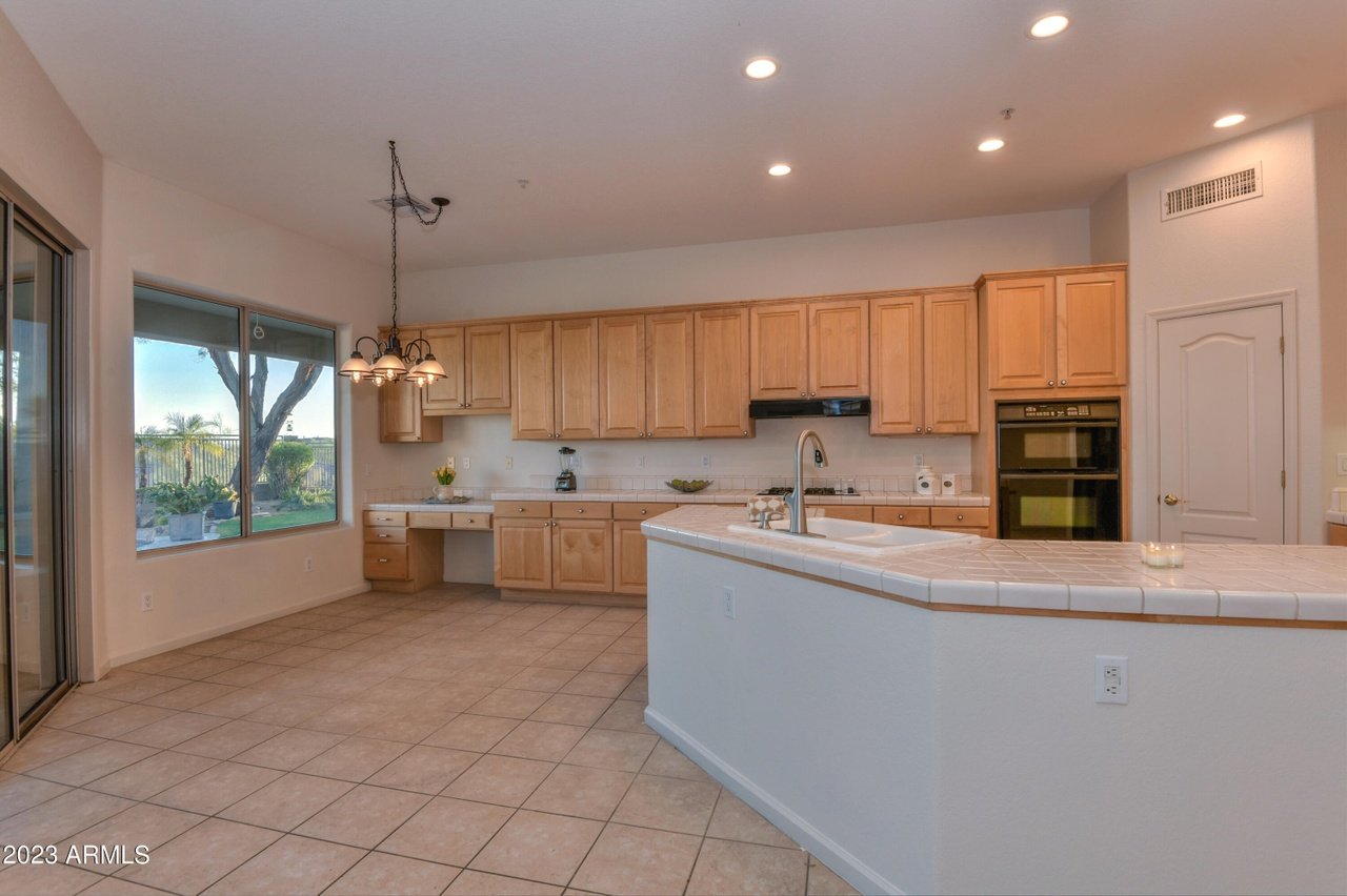 10851 E Bahia Dr