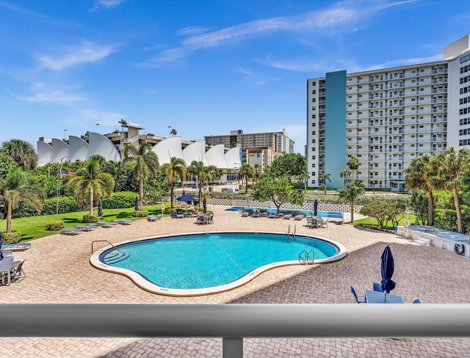 Pompano Beach condo for sale 301 N Ocean Blvd #202