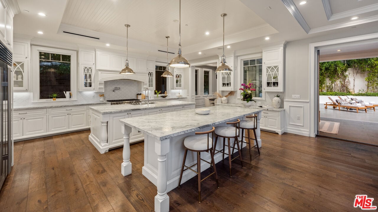 Luminor Heights, Laurel Canyon Blvd, 90046