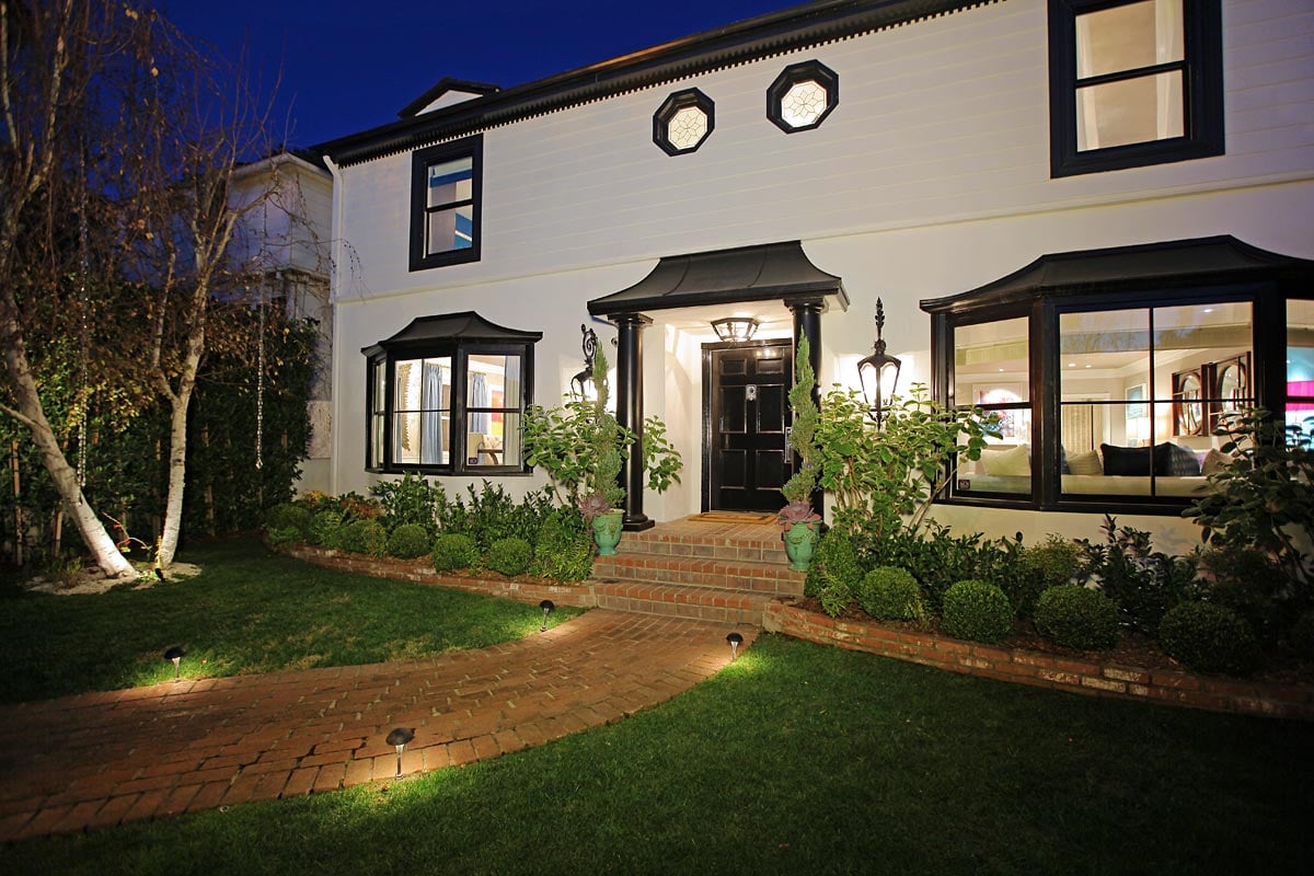 1130 Sierra Alta Way