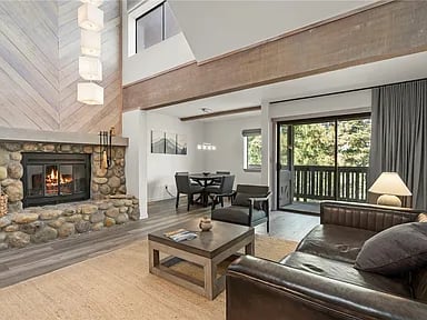 335 Ski Way # 306