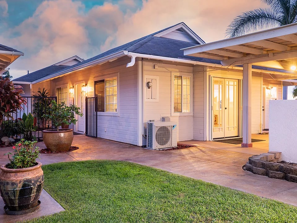 75-5780 Kawena St