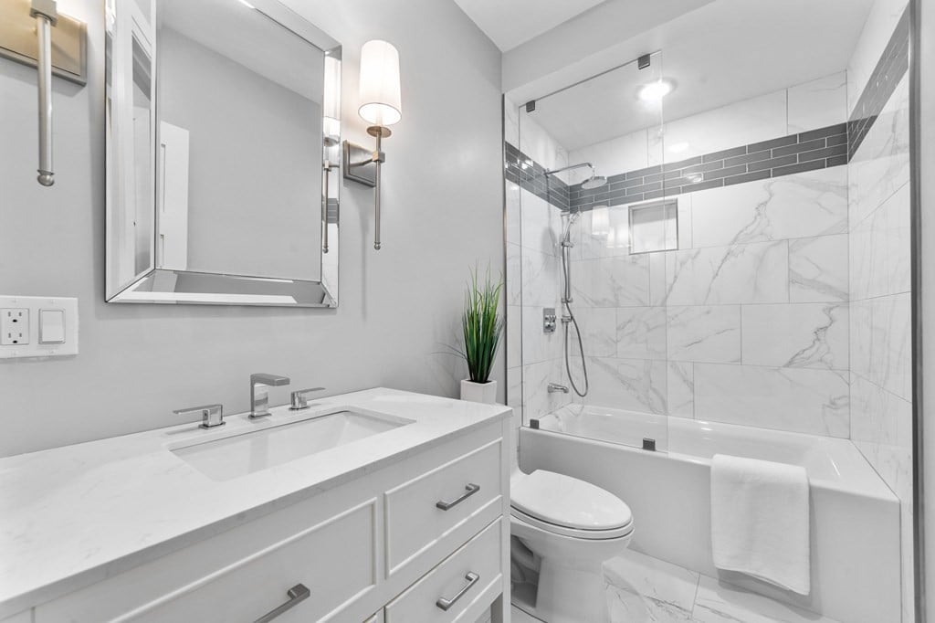 90 Holworthy St Cambridge, MA 02138