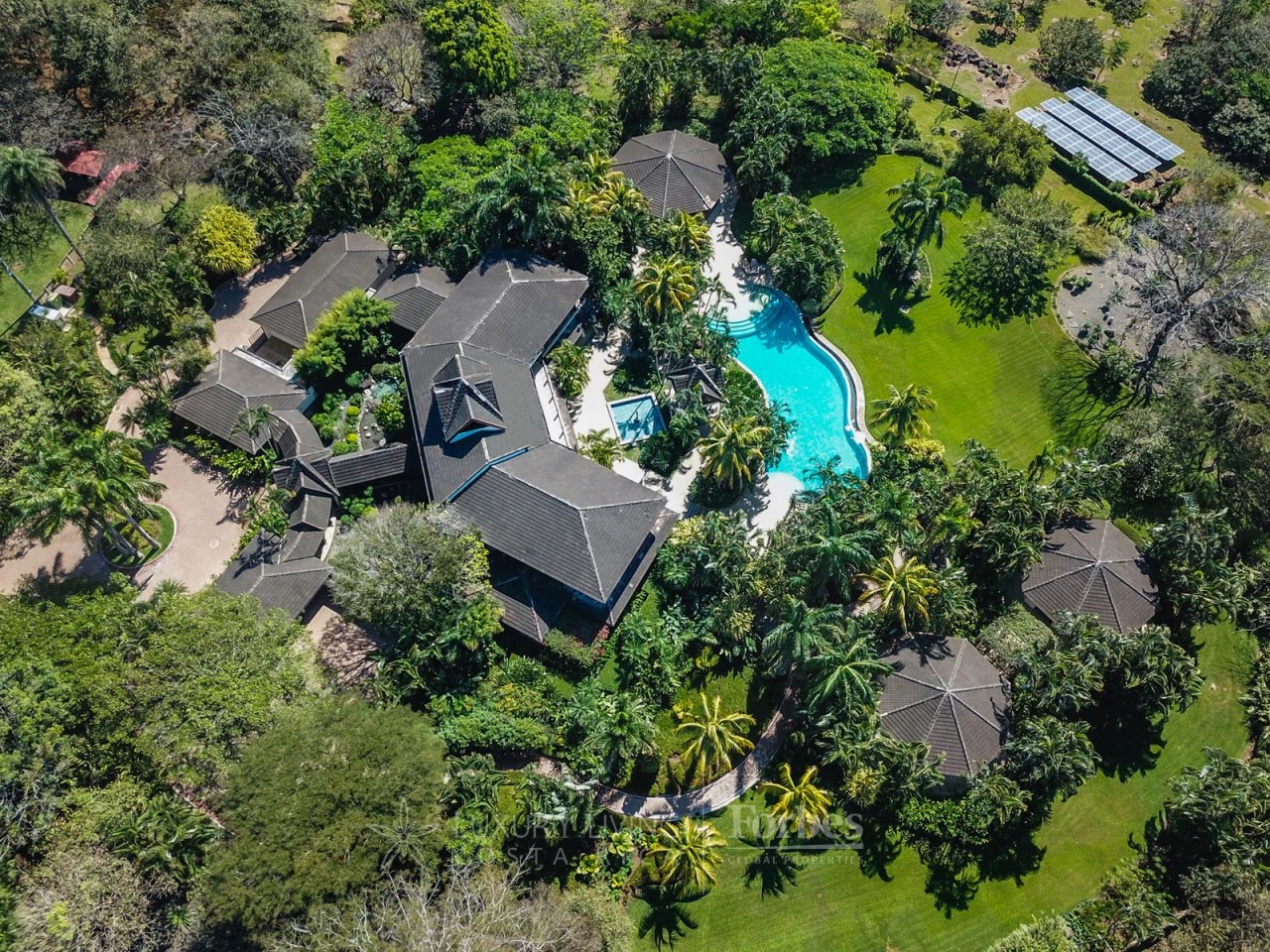 20418 - Villa Serena: Where Serenity Meets Luxury