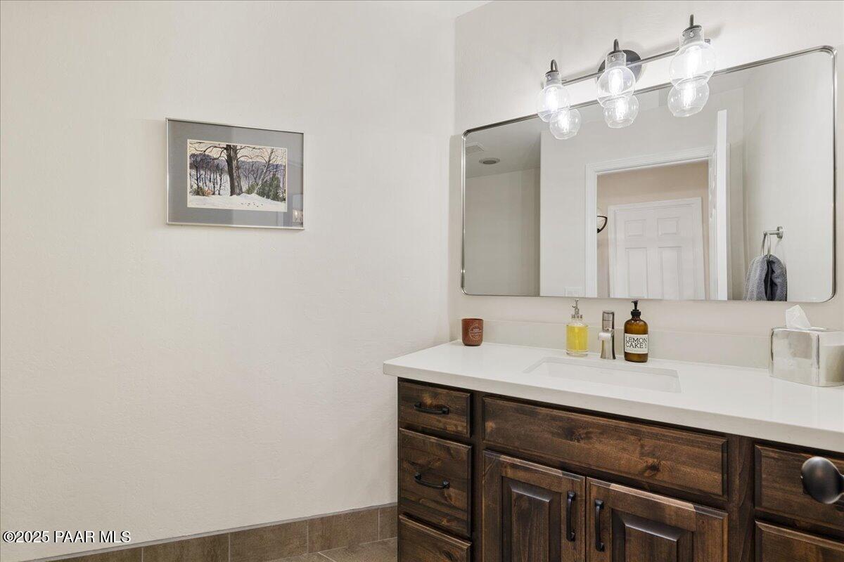 3238 Rainbow Ridge Dr