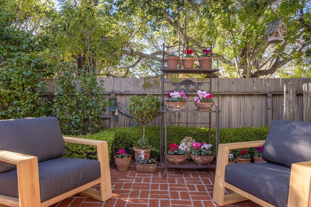 Carmelita Cottage