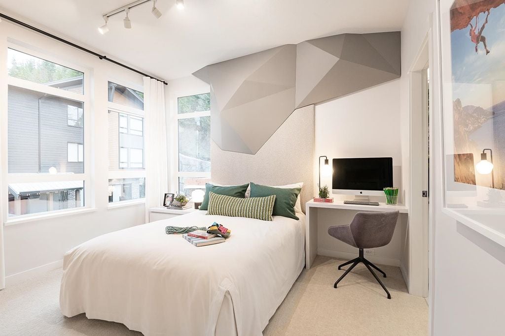 41251 Highline Pl