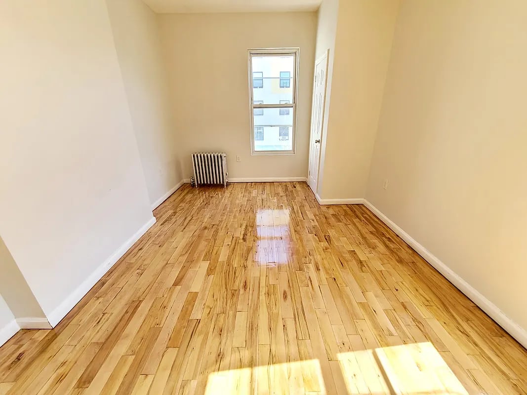 2106 Arthur Avenue #1