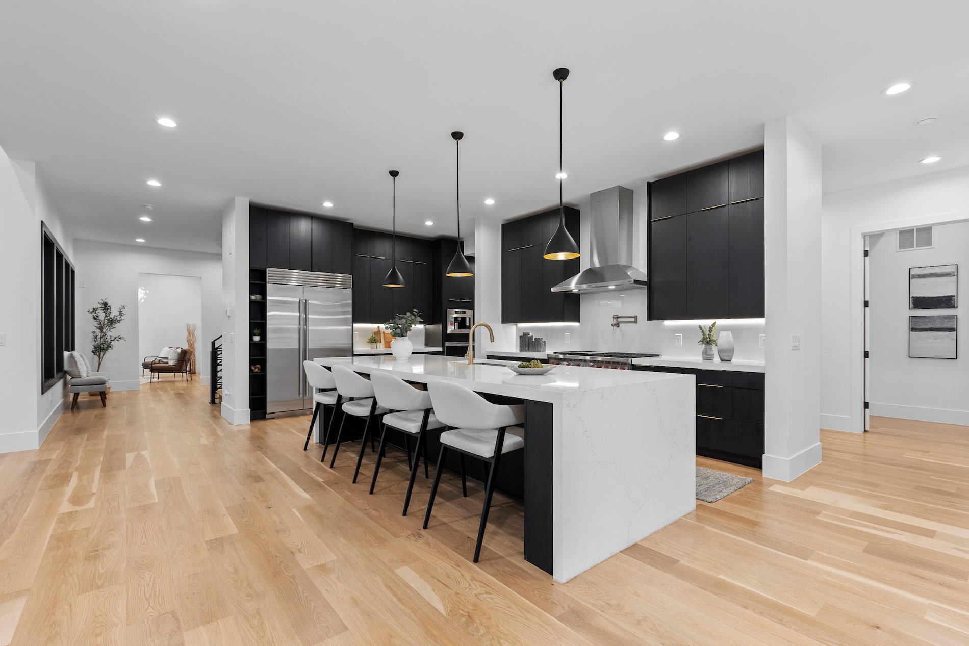 8103 Raphael Lane