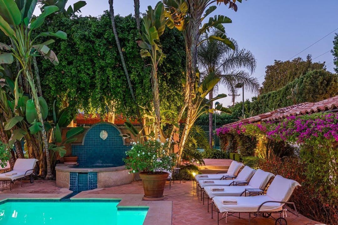 Villa Infinity
