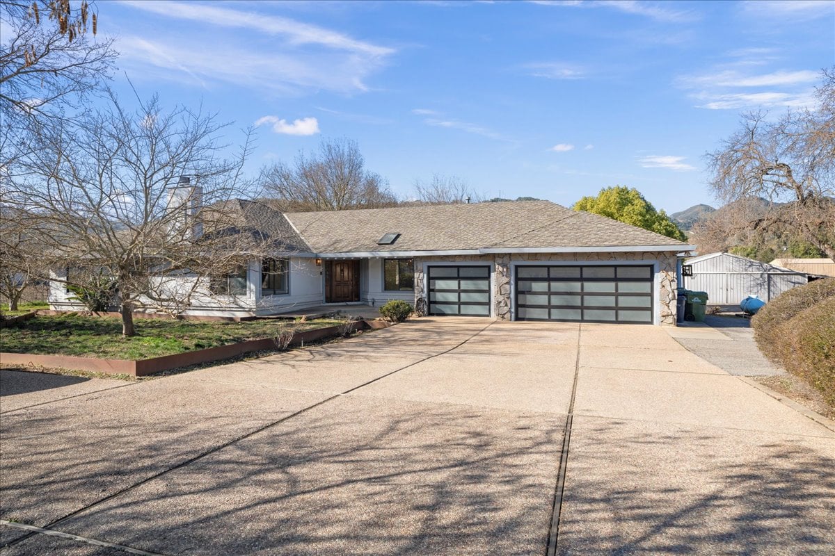 13437 Sycamore Drive