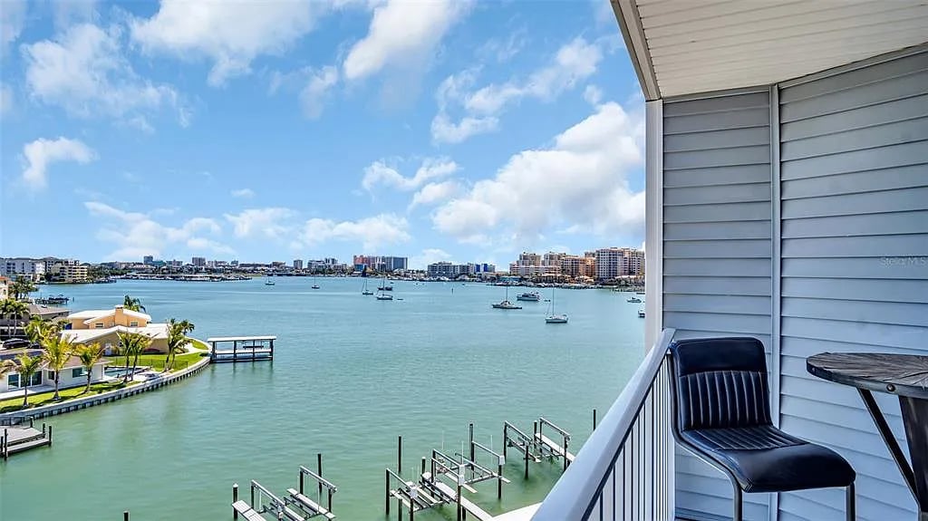610 Island Way, #506