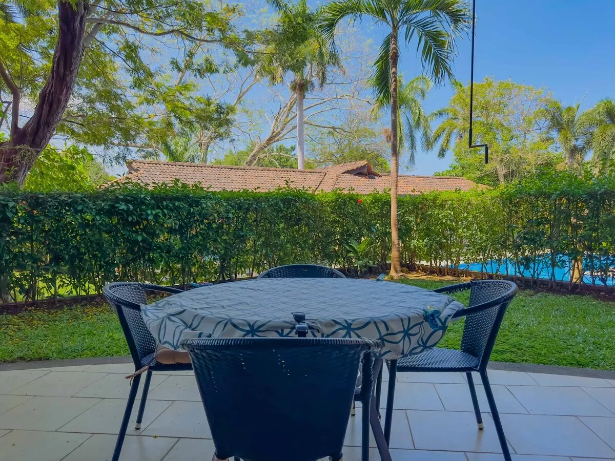 Ground Level Condo with a Yard