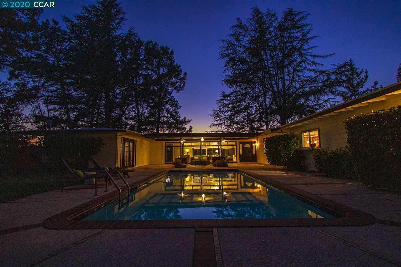3258 Judith Ln