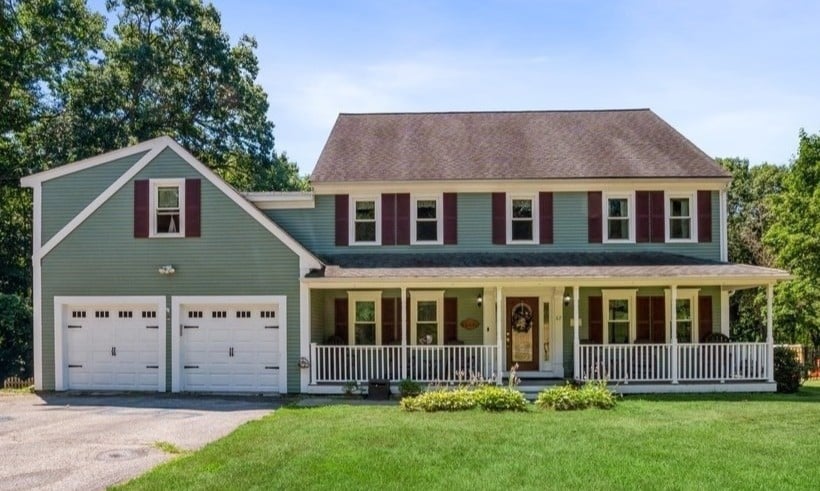 Colonial with farmers porch sold with Move with Melissa