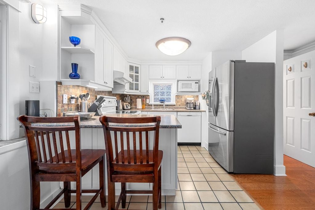 49 W 7th Ave, #3447