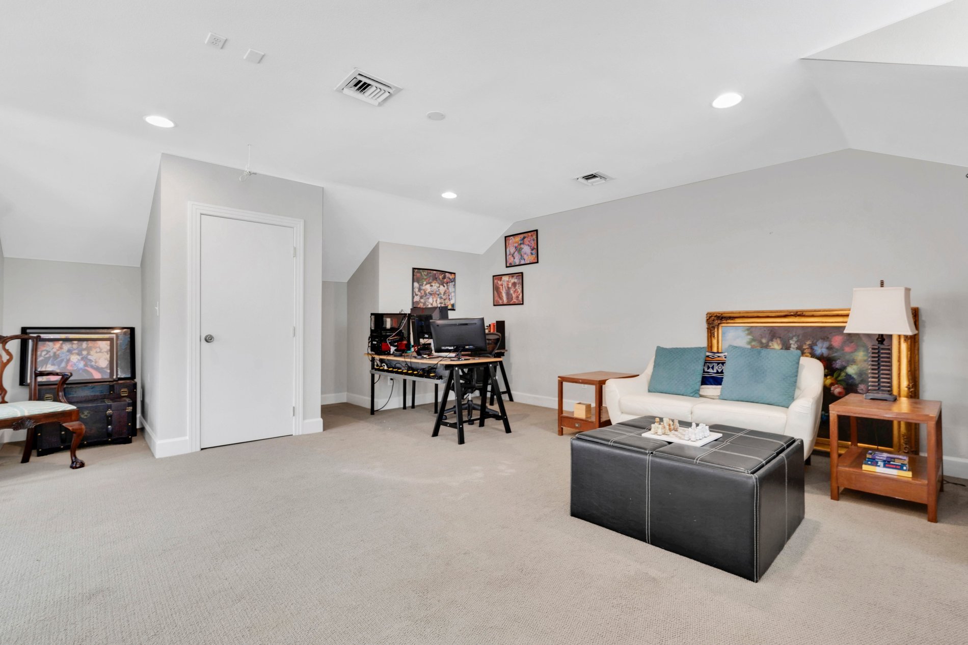 729 Alameda St