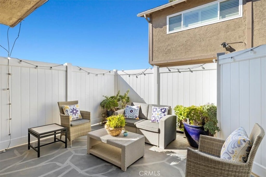 1140 Manhattan Beach Blvd #D