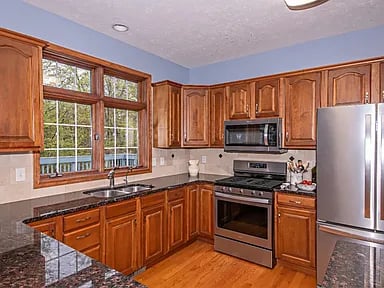 1762 Stockbridge Path