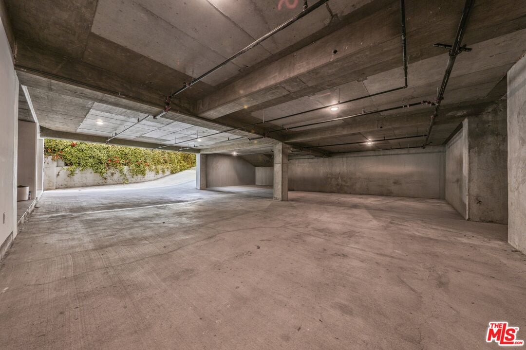 Aurelian Pavilion, W Sunset Blvd, 90049