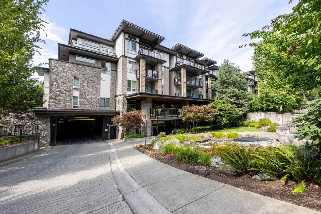 7418 Byrnepark Walk, #104