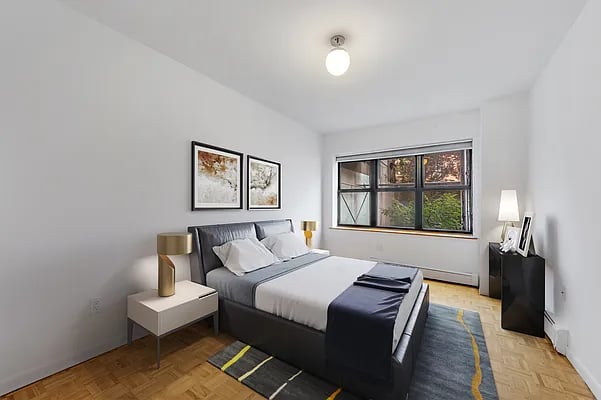 453 West 19th Street #1B