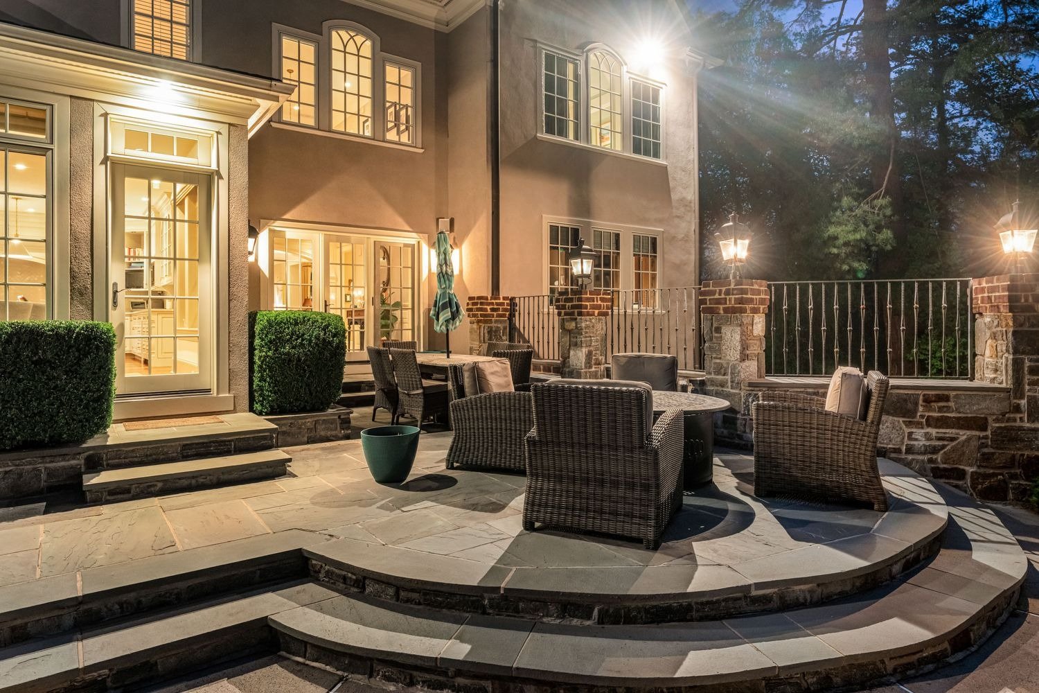 775 Parkes Run Ln