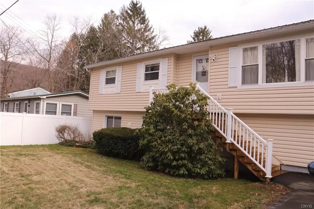 55 Shelter Valley Rd