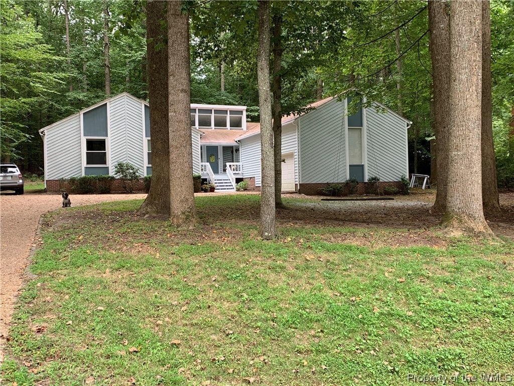 413 Hempstead Rd